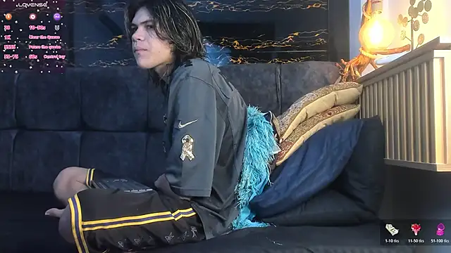 Diamond twink online show from November 26, 3:51 am