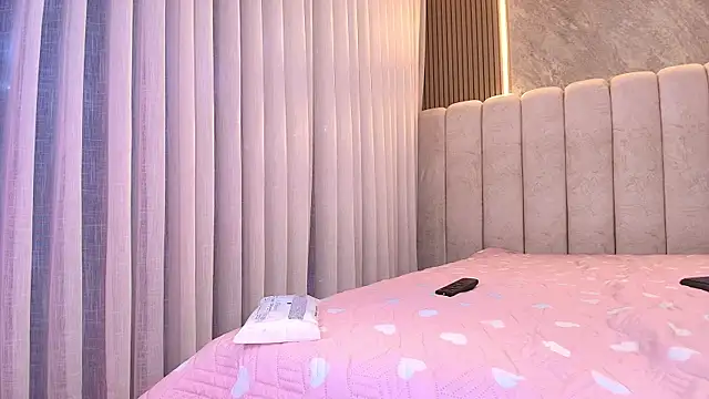 Snapshot of celeste_moonx chatting on January 10, 11:56 am celeste moonx online show from January 10, 11:56 am