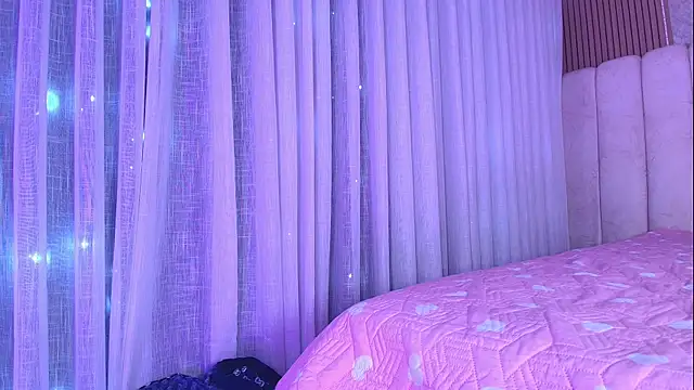 Snapshot of celeste_moonx chatting on January 14, 12:00 pm celeste moonx online show from January 14, 12:00 pm