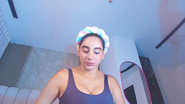 Snapshot of celeste_moonx chatting on March 27, 11:54 am celeste moonx online show from March 27, 11:54 am