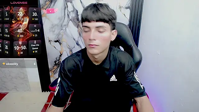 Snapshot of Thommy_cute chatting on December 5, 2:31 am Thommy cute online show from December 5, 2:31 am