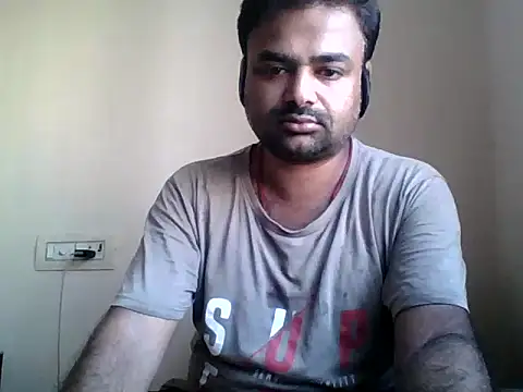 sree4143 online show from October 13, 3:39 am