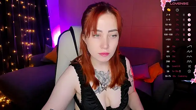 deboramoore online show from October 17, 2:26 am