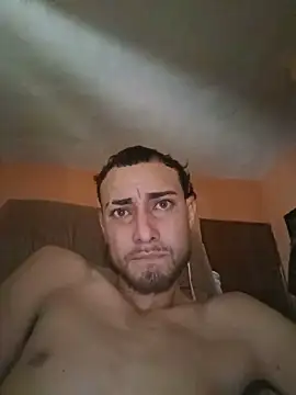 Snapshot of reynoprxxxxxxxx chatting on June 11, 7:34 pm reynoprxxxxxxxx online show from June 11, 7:34 pm