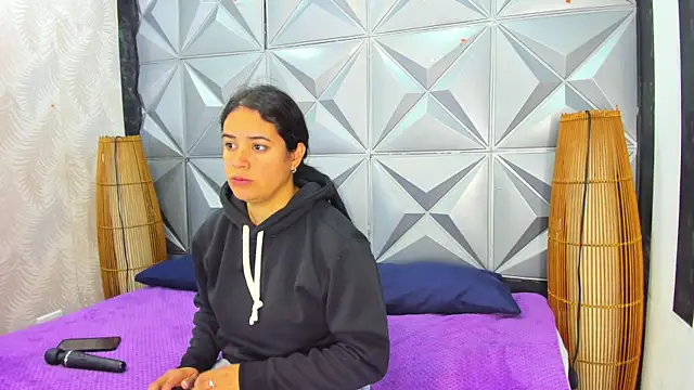 GreciaFox1 online show from January 8, 11:56 am