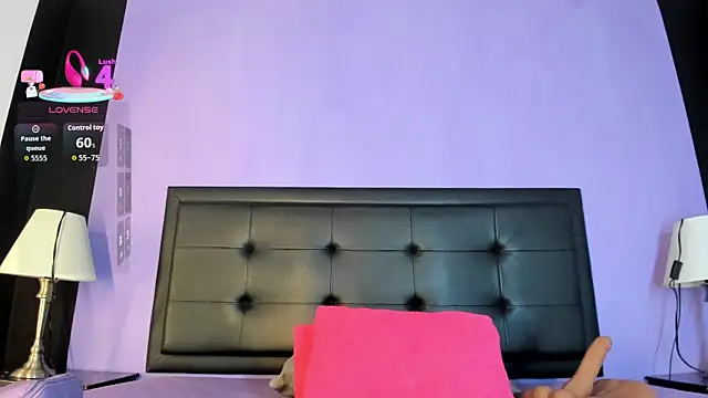 Snapshot of GreciaFox1 chatting on May 21, 12:12 pm GreciaFox1 online show from May 21, 12:12 pm