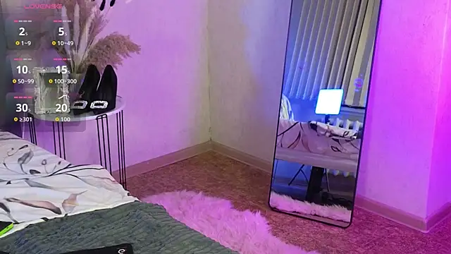 RianaRey online show from February 5, 4:55 pm