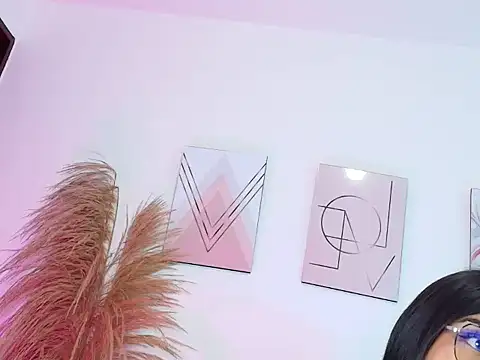 Snapshot of VictoriaGarciaa chatting on April 15, 4:47 pm VictoriaGarciaa online show from April 15, 4:47 pm