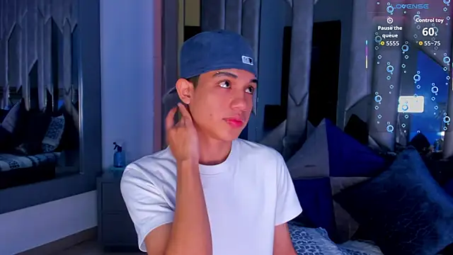 Snapshot of Sebax_Young chatting on May 4, 9:00 pm Sebax Young online show from May 4, 9:00 pm
