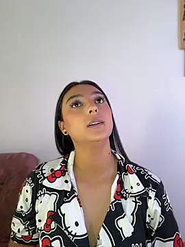 Snapshot of nicolexxaleja chatting on May 5, 2:58 pm nicolexxaleja online show from May 5, 2:58 pm