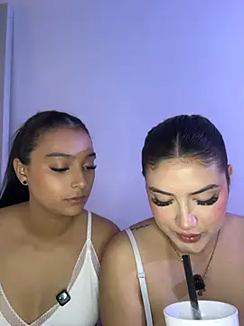 Snapshot of nicolexxaleja chatting on May 8, 4:56 pm nicolexxaleja online show from May 8, 4:56 pm