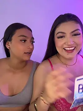 Snapshot of nicolexxaleja chatting on May 13, 3:42 pm nicolexxaleja online show from May 13, 3:42 pm