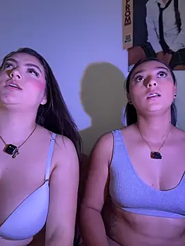 Snapshot of nicolexxaleja chatting on May 16, 7:34 pm nicolexxaleja online show from May 16, 7:34 pm