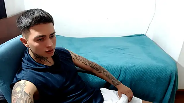 santii ss online show from September 21, 3:46 pm