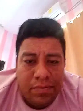 Snapshot of JesVel chatting on October 27, 6:56 pm JesVel online show from October 27, 6:56 pm