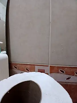 Snapshot of JesVel chatting on November 10, 12:31 am JesVel online show from November 10, 12:31 am