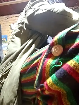 LecheDeSoya666 online show from October 2, 3:13 am