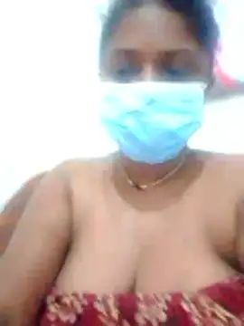 Snapshot of boosypussy chatting on June 3, 11:46 am boosypussy online show from June 3, 11:46 am