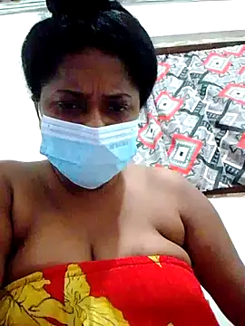 Snapshot of boosypussy chatting on June 27, 2:34 pm boosypussy online show from June 27, 2:34 pm
