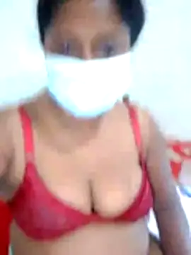 Snapshot of boosypussy chatting on July 7, 12:31 pm boosypussy online show from July 7, 12:31 pm