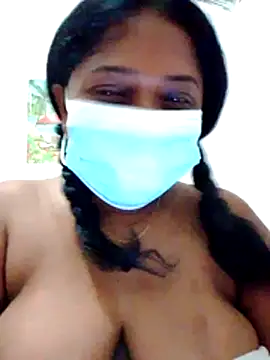 Snapshot of boosypussy chatting on July 17, 12:12 pm boosypussy online show from July 17, 12:12 pm