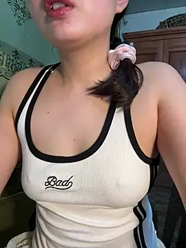 Snapshot of LinYi_Office chatting on May 8, 3:45 am LinYi Office online show from May 8, 3:45 am