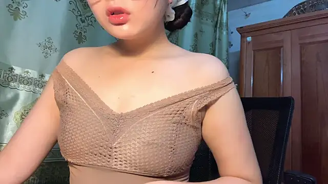 Snapshot of LinYi_Office chatting on July 23, 1:41 am LinYi Office online show from July 23, 1:41 am