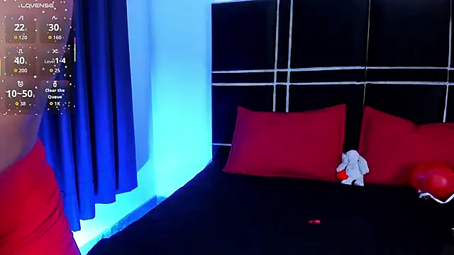 sasha roldann online show from March 6, 6:59 pm