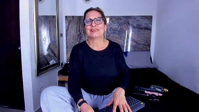 Agatha Pleasure online show from May 14, 12:12 pm