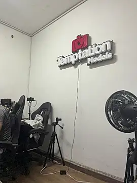 Snapshot of Nacho_Masters chatting on February 26, 1:32 pm Nacho Masters online show from February 26, 1:32 pm