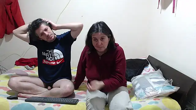 Snapshot of jade_noah_ chatting on October 15, 1:55 pm jade noah online show from October 15, 1:55 pm