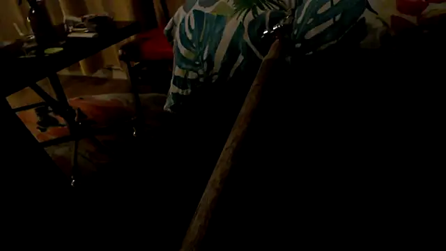 Snapshot of drieghe chatting on October 4, 10:30 pm drieghe online show from October 4, 10:30 pm