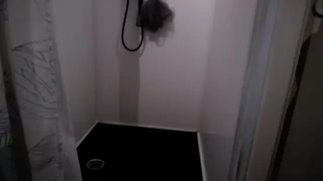 Snapshot of drieghe chatting on February 22, 7:56 pm drieghe online show from February 22, 7:56 pm