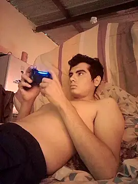 Ortiz3404 online show from November 17, 6:46 pm