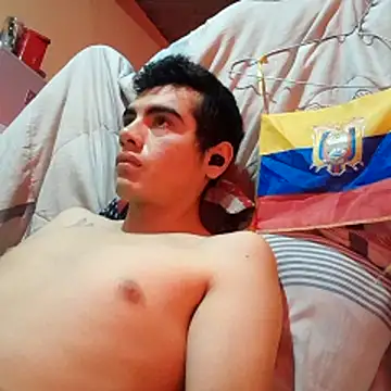 Ortiz3404 online show from June 17, 5:58 pm