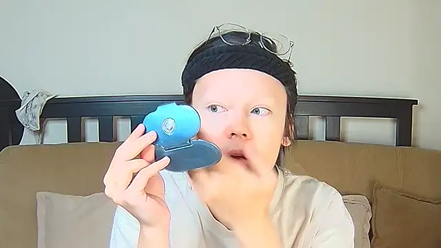 Derek Carter online show from December 16, 1:05 pm