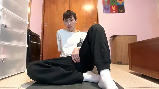 DylanNewell online show from December 14, 9:47 am