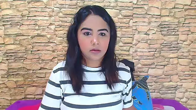 Snapshot of IndiaSexyStripper4u chatting on June 15, 3:03 pm IndiaSexyStripper4u online show from June 15, 3:03 pm