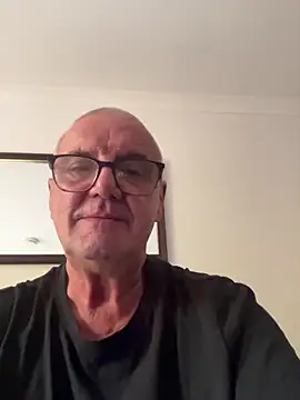 mke1874 online show from October 15, 9:42 am