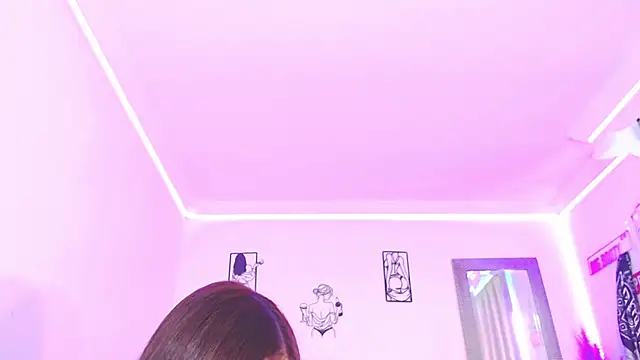 Snapshot of Anna_belly chatting on June 15, 5:04 pm Anna belly online show from June 15, 5:04 pm
