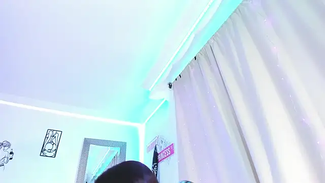 Snapshot of Anna_belly chatting on July 22, 3:37 pm Anna belly online show from July 22, 3:37 pm