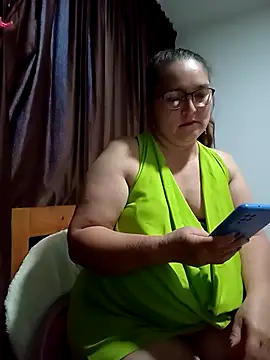 Snapshot of Kasandra_000 chatting on December 15, 11:36 am Kasandra 000 online show from December 15, 11:36 am