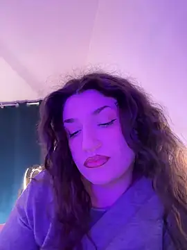 Snapshot of ScarletBloom_ chatting on March 1, 6:10 pm ScarletBloom online show from March 1, 6:10 pm