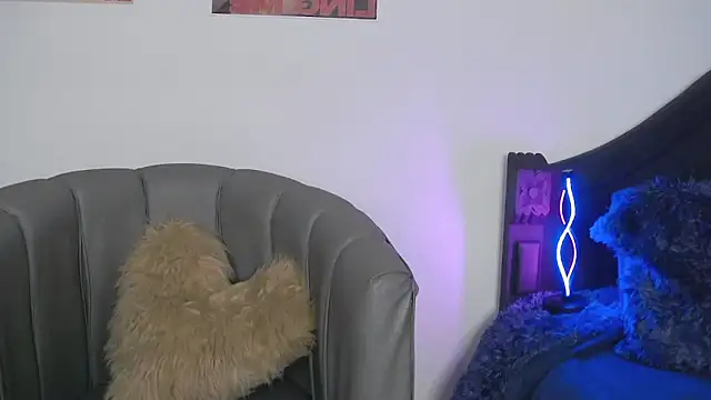 CoralieBronson online show from February 14, 3:47 am