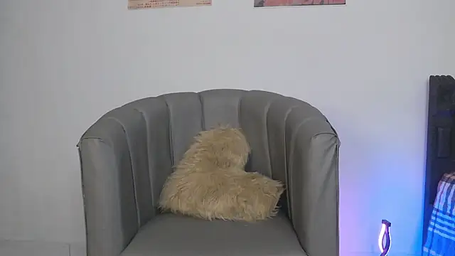 CoralieBronson online show from February 21, 9:27 pm