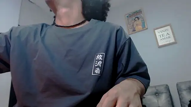 Xfire boy69 online show from November 12, 2:39 pm