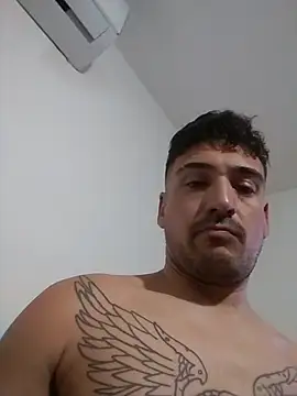 Snapshot of bigandstrong2217 chatting on September 11, 5:13 pm bigandstrong2217 online show from September 11, 5:13 pm