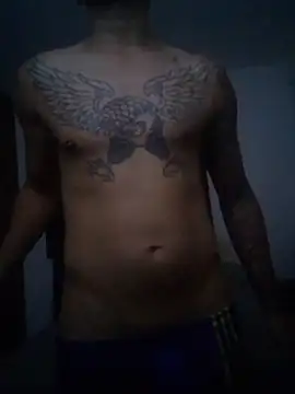 Snapshot of bigandstrong2217 chatting on March 26, 3:12 am bigandstrong2217 online show from March 26, 3:12 am