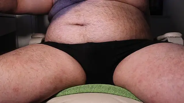 Snapshot of adrisumi chatting on October 25, 3:18 pm adrisumi online show from October 25, 3:18 pm