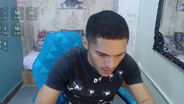 Derek Storm  online show from November 4, 10:36 am